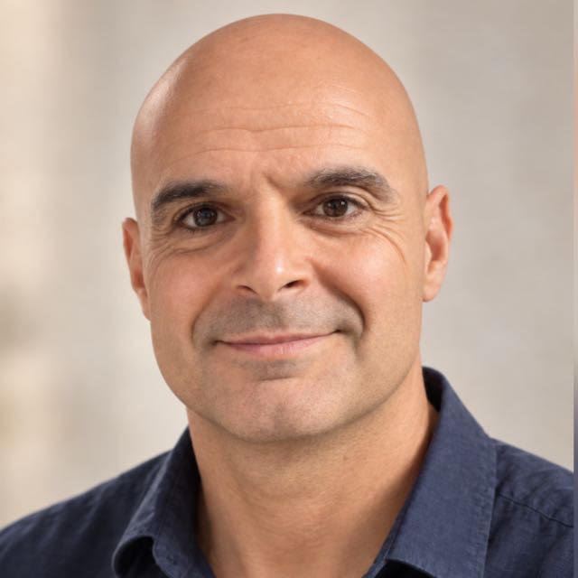חיים סרור לביא, עובד סוציאלי, פסיכותרפיסט, מטפל קוגניטיבי התנהגותי, EMDR